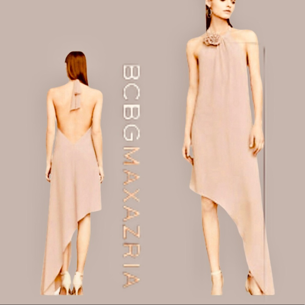 🆕HOST PICK ✨BCBG Tea Rose Halter Dress 👗 💕